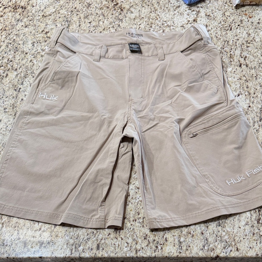 Huk Men's Beige Cargo Shorts
